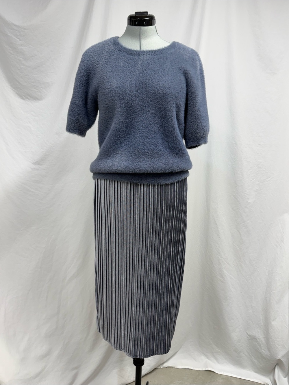 Ann Taylor Heathered Blue Crewneck Sweater